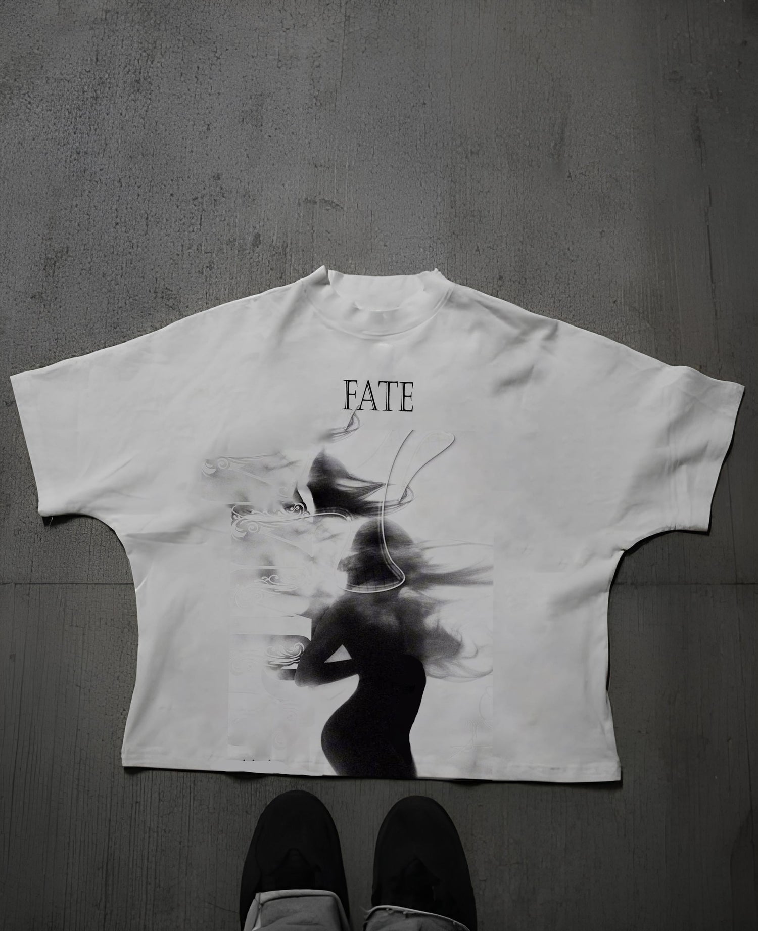 T-SHIRTS & TOPS
